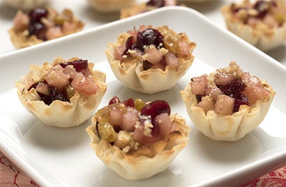 apple cranberry strudel bites